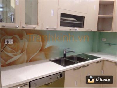KÍNH ỐP BẾP NHÀ PHỐ ĐỘI CẤN